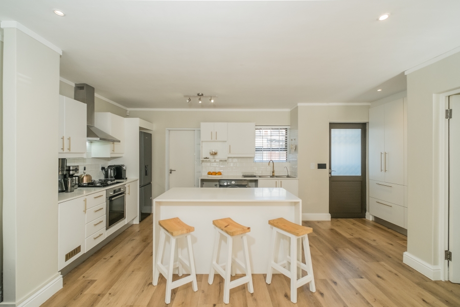 3 Bedroom Property for Sale in Kommetjie Western Cape